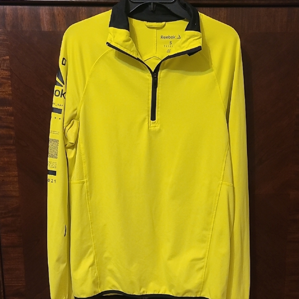Reebok Men's Yellow and Black Lightweight Jacket